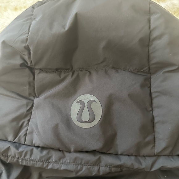 lululemon athletica Black Puffer Jacket - Picture 5 of 16
